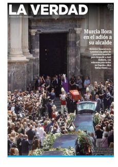 MURCIA LLORA EN EL ADIÓS A SU ALCALDE